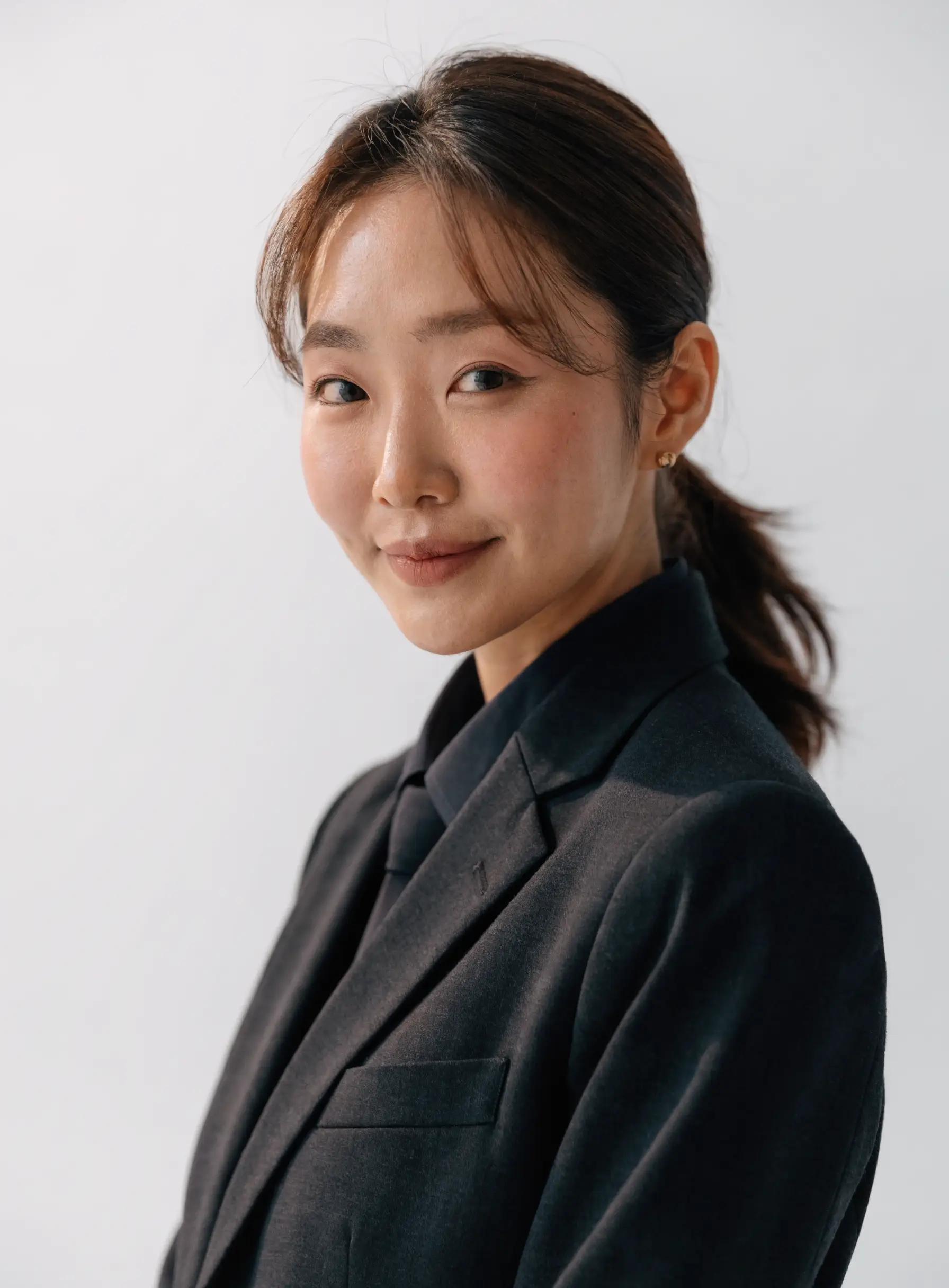 윤○아 상속포기·한정승인 전문 변호사 프로필 사진